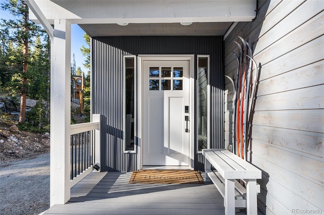 entrance to property with covered porch