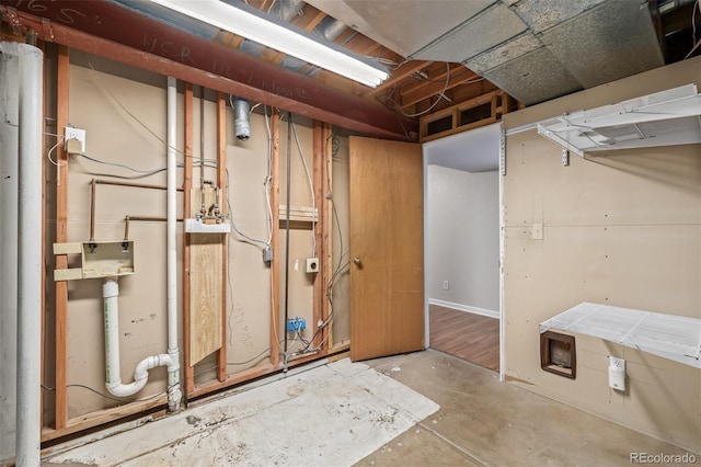 view of unfinished basement
