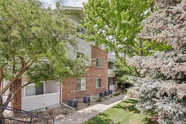 10129 W 55th Dr Unit 3, Arvada, CO 80002 - view of property featuring central AC
