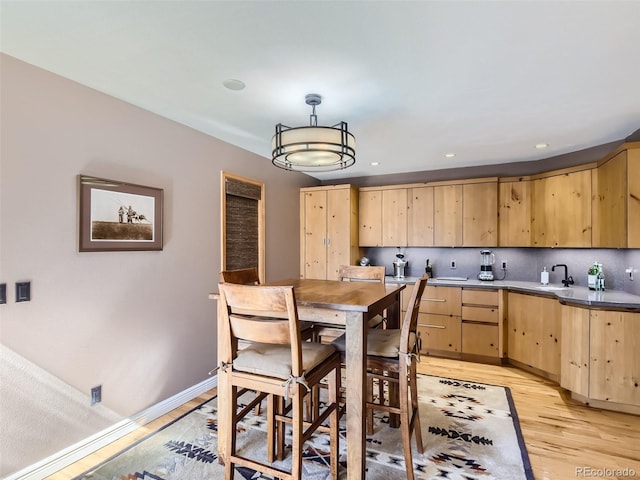1540 W Briarwood Ave, Littleton, CO 80120 - dining room featuring light wood finished floors, recessed lighting, and baseboards