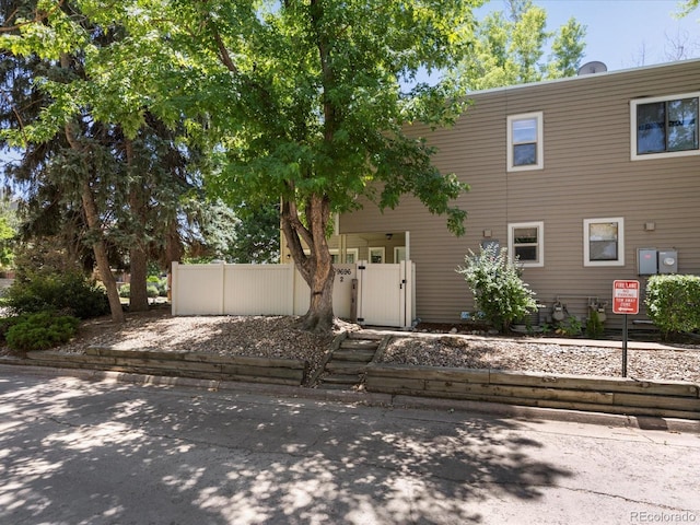 9696 E Kansas Cir Unit 2, Denver, CO 80247 - back of property
