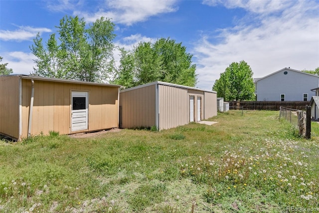 10911 W 44th Pl, Wheat Ridge, CO 80033 - view of yard featuring an outbuilding