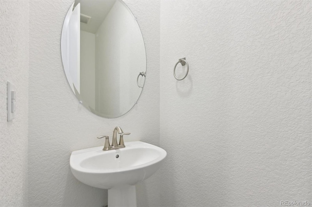 bathroom with sink