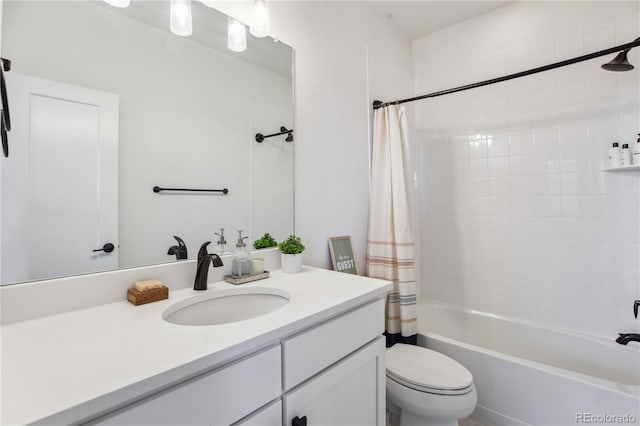 10165 E 59th Ave, Denver, CO 80238 - bathroom featuring toilet, vanity, and shower / bath combination with curtain