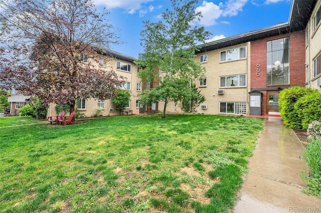 665 Washington St Unit 5B, Denver, CO 80203 - view of community featuring a lawn