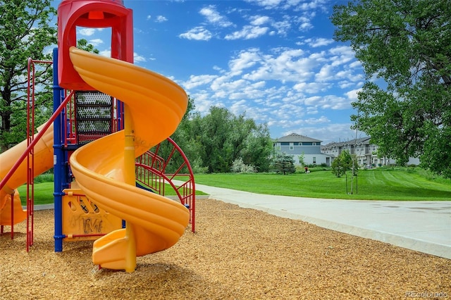 1106 Oak Cir, Lakewood, CO 80215 - community play area with a lawn