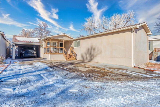 view of front of house with covered porch