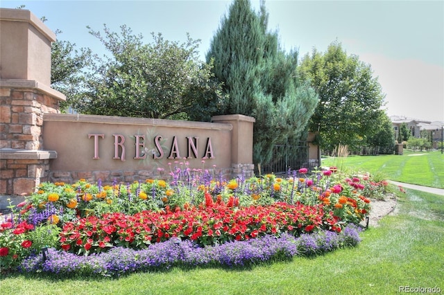 3181 Firenze Pl, Highlands Ranch, CO 80126 - community sign with a lawn