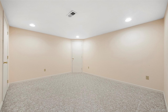 spare room with carpet flooring