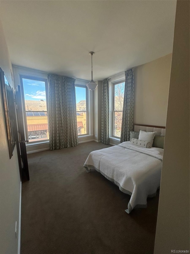 bedroom featuring carpet floors