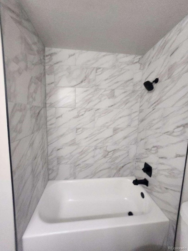 25 Castle Royal Dr, Pueblo, CO 81005 - bathroom with shower / washtub combination
