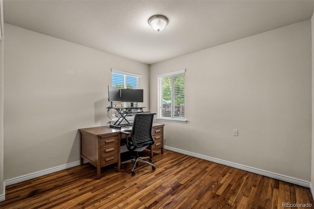 2907 Pennsylvania Ave, Colorado Springs, CO 80907 - office with dark wood finished floors and baseboards