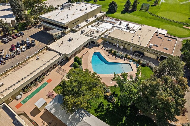 birds eye view of property featuring view of golf course