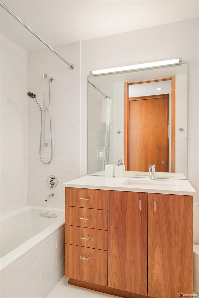 1188 S Sherman St, Denver, CO 80210 - full bath featuring shower / tub combo, vanity, and toilet