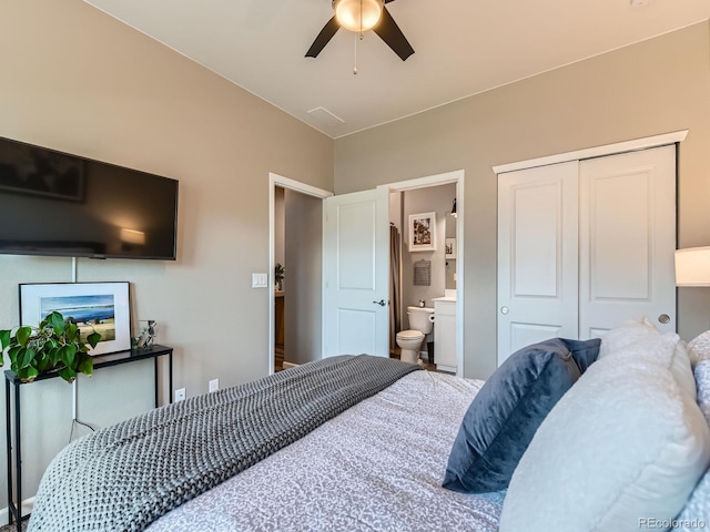7702 E 157th Ave, Thornton, CO 80602 - bedroom with ensuite bath, a closet, and ceiling fan