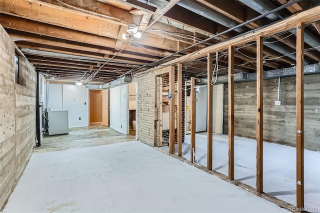 7995 Robin Ln, Denver, CO 80221 - unfinished basement with washer / dryer