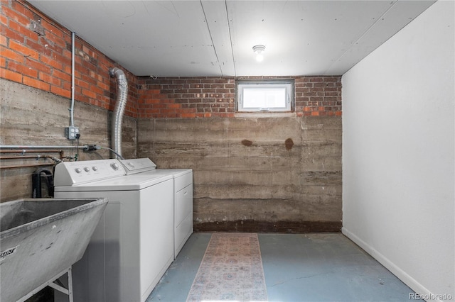 1540 Filbert Ct, Denver, CO 80220 - washroom with independent washer and dryer and baseboards