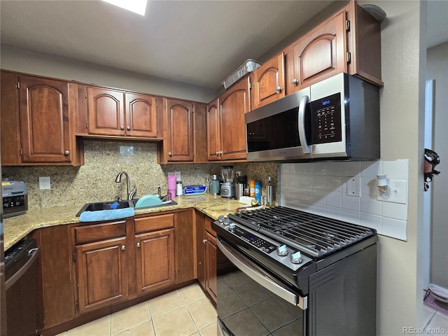 2311 Balsam Ave, Greeley, CO 80631 - photo 7