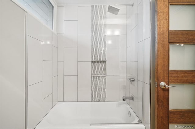 5405 S Lowell Blvd, Littleton, CO 80123 - full bath featuring shower / bath combination
