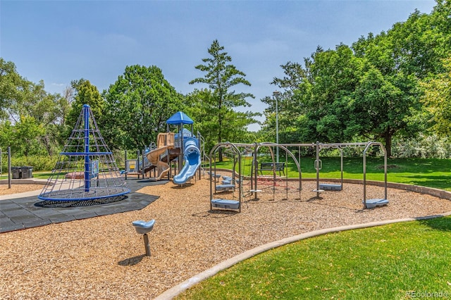 8039 E Phillips Cir, Centennial, CO 80112 - communal playground featuring a lawn and view of scattered trees