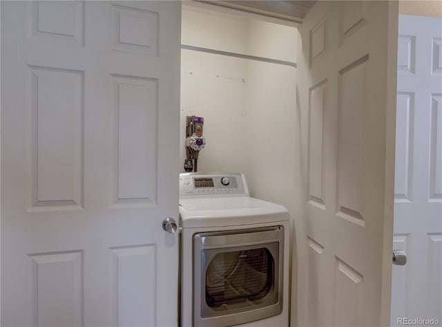 20194 Robins Dr, Denver, CO 80249 - laundry area featuring washer / dryer