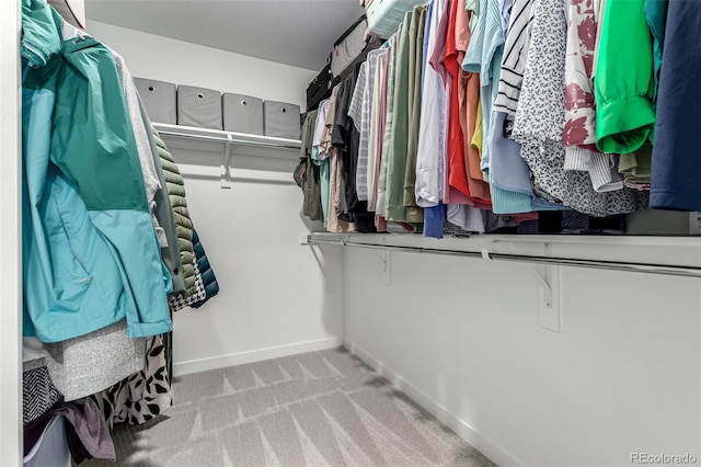 24326 E Ohio Dr, Aurora, CO 80018 - spacious closet featuring carpet