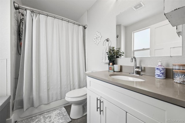 800 S Krameria St, Denver, CO 80224 - full bath featuring vanity, toilet, and shower / bathtub combination with curtain