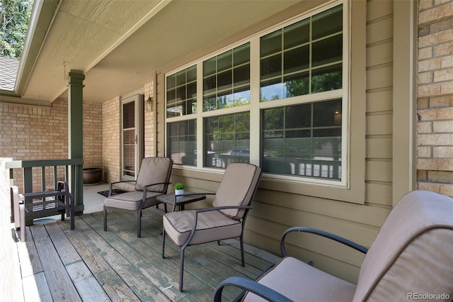 6285 Moccasin Pass Ct, Colorado Springs, CO 80919 - view of wooden porch