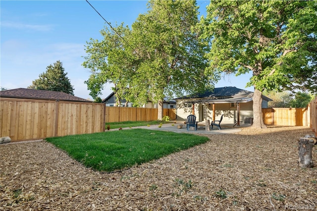 3541 Eudora St, Denver, CO 80207 - view of yard featuring a patio