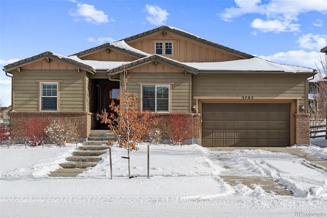 view of front of home featuring a garage