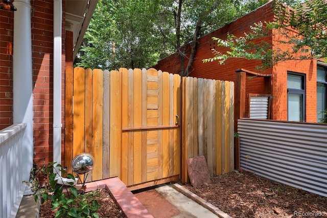 482 S Logan St, Denver, CO 80209 - photo 43