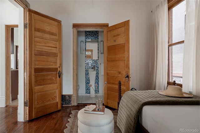 461 S Sherman St, Denver, CO 80209 - bedroom featuring dark wood-style floors