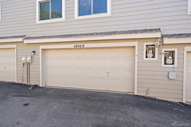 4246 S Granby St Unit B, Aurora, CO 80014 - view of garage