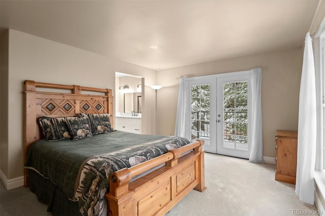 6530 Ridgeview Dr, Morrison, CO 80465 - bedroom featuring access to outside, light carpet, baseboards, and ensuite bathroom