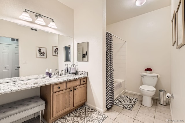 full bath with vanity, baseboards, tile patterned flooring, shower / bath combo with shower curtain, and toilet