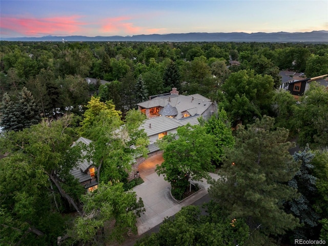 view of aerial view at dusk