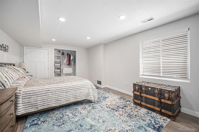 1152 Clubhouse Dr, Broomfield, CO 80020 - bedroom featuring baseboards, wood finished floors, recessed lighting, and a closet