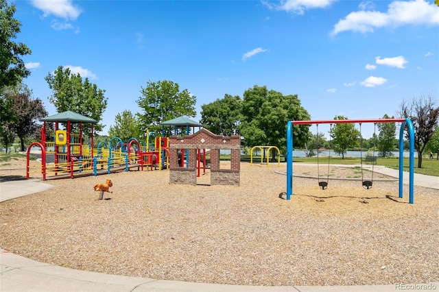 3431 W 16th Ave, Denver, CO 80204 - view of communal playground