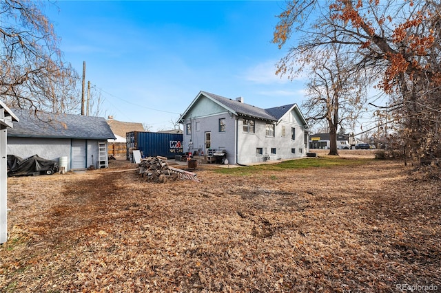 exterior space featuring a yard