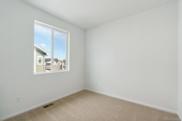 empty room featuring carpet