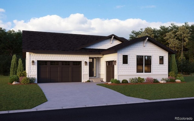 view of front facade featuring a front yard and a garage