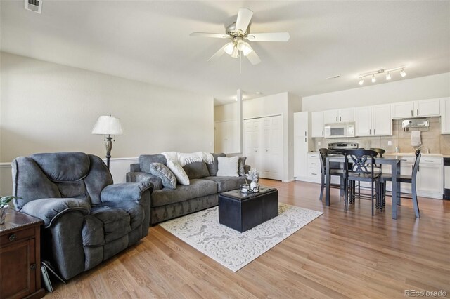 7160 S Wenatchee Way Unit F, Aurora, CO 80016 - photo 6