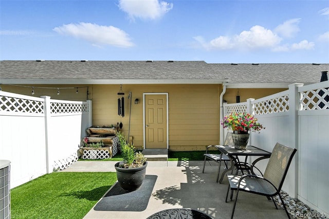 15612 E 96th Way Unit 20B, Commerce City, CO 80022 - fenced backyard featuring a patio