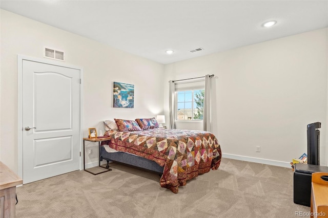 view of carpeted bedroom