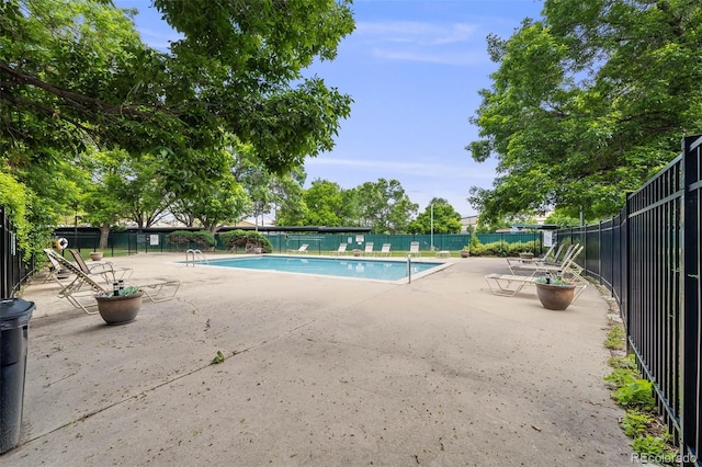 7770 W 38th Ave Unit 207, Wheat Ridge, CO 80033 - community pool with a patio area