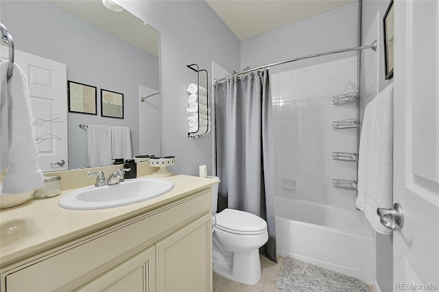 675 W 171st Pl, Broomfield, CO 80023 - full bath with vanity, shower / bathtub combination with curtain, and tile patterned floors