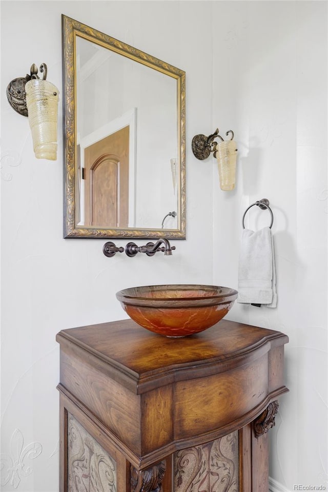 bathroom with vanity