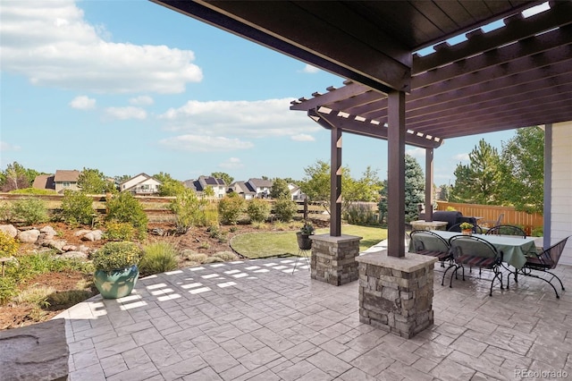 view of patio featuring a pergola