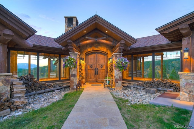 entrance to property featuring a mountain view