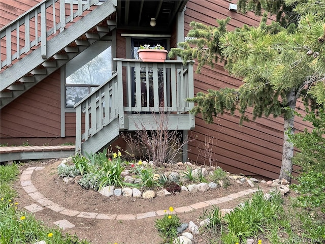 2710 Ryan Gulch Rd Unit 2714, Silverthorne, CO 80498 - view of side of home featuring a deck
